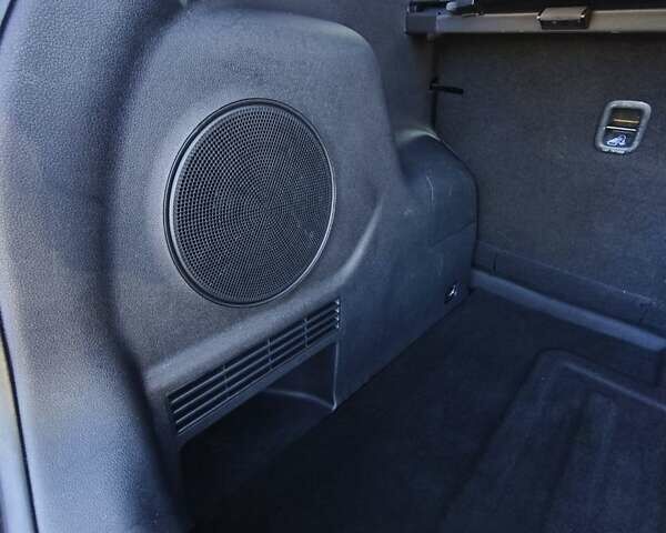 Сірий Кіа Niro, об'ємом двигуна 0 л та пробігом 154 тис. км за 18000 $, фото 40 на Automoto.ua