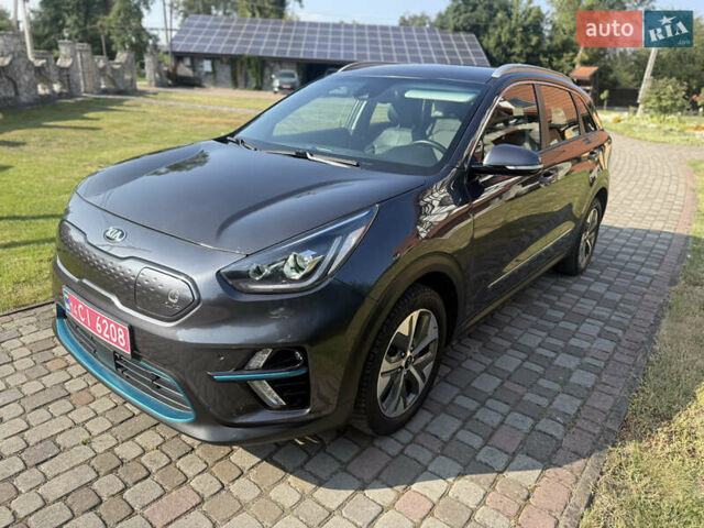 Серый Киа Niro, объемом двигателя 0 л и пробегом 158 тыс. км за 17800 $, фото 20 на Automoto.ua