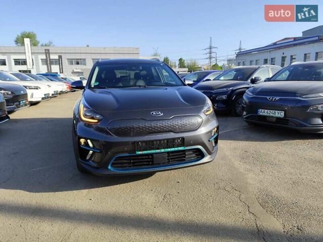 Серый Киа Niro, объемом двигателя 0 л и пробегом 129 тыс. км за 18555 $, фото 19 на Automoto.ua