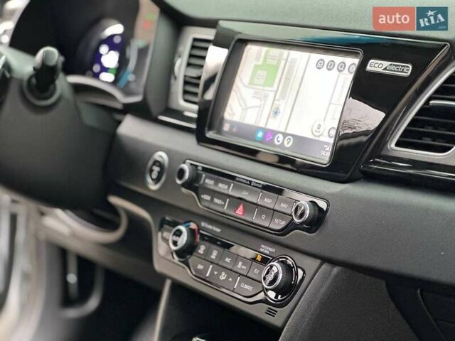 Киа Niro 2019 в Кривом Роге на Automoto.ua Серый Киа Niro, объемом двигателя 0 л и пробегом 27 тыс. км за 24000 $, фото 32 на Automoto.ua