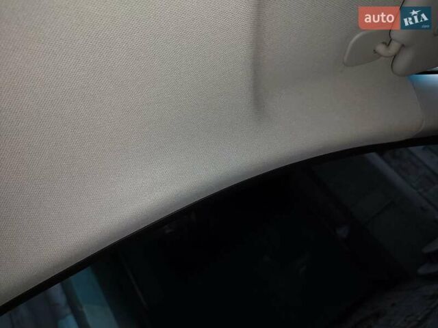 Сірий Кіа Niro, об'ємом двигуна 1.58 л та пробігом 84 тис. км за 17200 $, фото 19 на Automoto.ua