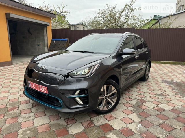 Серый Киа Niro, объемом двигателя 0 л и пробегом 53 тыс. км за 15999 $, фото 63 на Automoto.ua