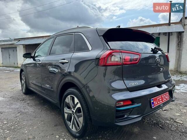 Киа Niro 2019 в Дрогобыче на Automoto.ua Серый Киа Niro, объемом двигателя 0 л и пробегом 139 тыс. км за 17777 $, фото 10 на Automoto.ua