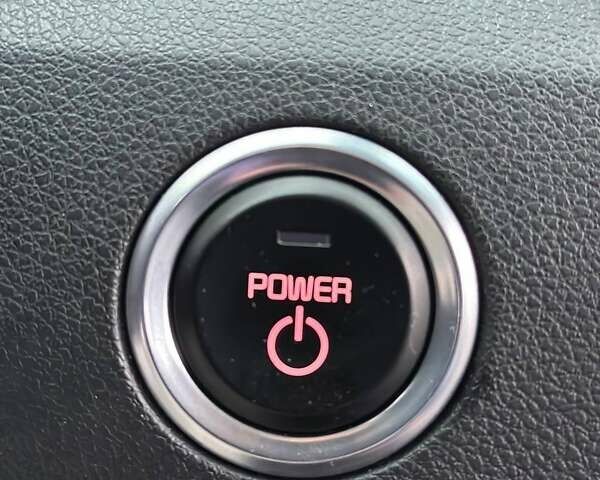 Киа Niro 2019 в Кривом Роге на Automoto.ua Серый Киа Niro, объемом двигателя 0 л и пробегом 27 тыс. км за 24000 $, фото 57 на Automoto.ua