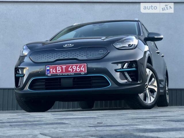 Сірий Кіа Niro, об'ємом двигуна 0 л та пробігом 125 тис. км за 18150 $, фото 3 на Automoto.ua