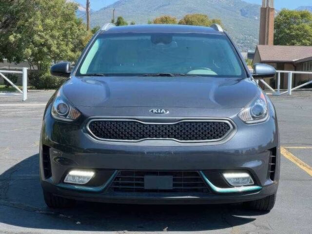 Серый Киа Niro, объемом двигателя 1.6 л и пробегом 88 тыс. км за 4600 $, фото 1 на Automoto.ua