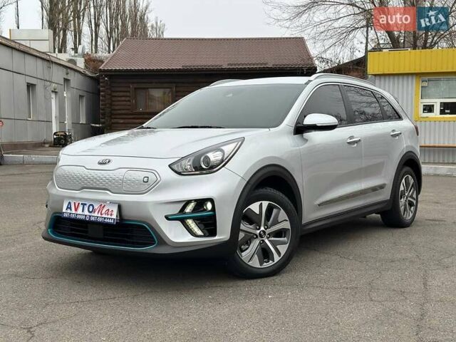 Киа Niro 2019 в Кривом Роге на Automoto.ua Серый Киа Niro, объемом двигателя 0 л и пробегом 27 тыс. км за 24000 $, фото 3 на Automoto.ua