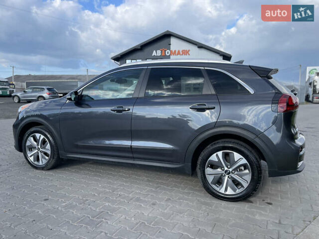 Серый Киа Niro, объемом двигателя 0 л и пробегом 171 тыс. км за 15400 $, фото 9 на Automoto.ua