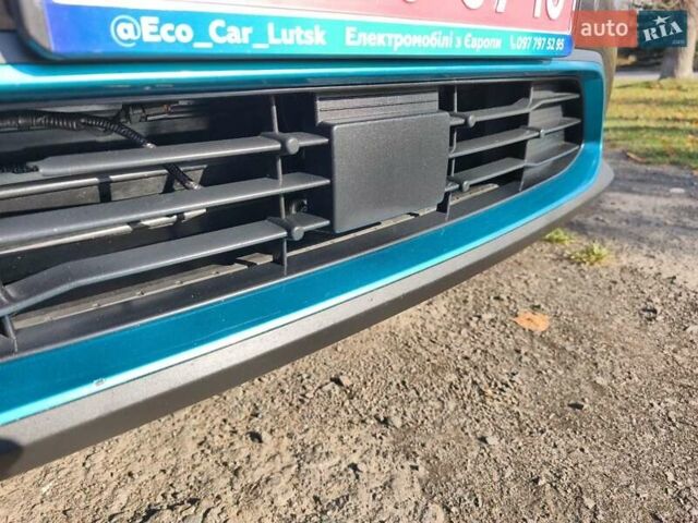 Сірий Кіа Niro, об'ємом двигуна 0 л та пробігом 154 тис. км за 18000 $, фото 62 на Automoto.ua