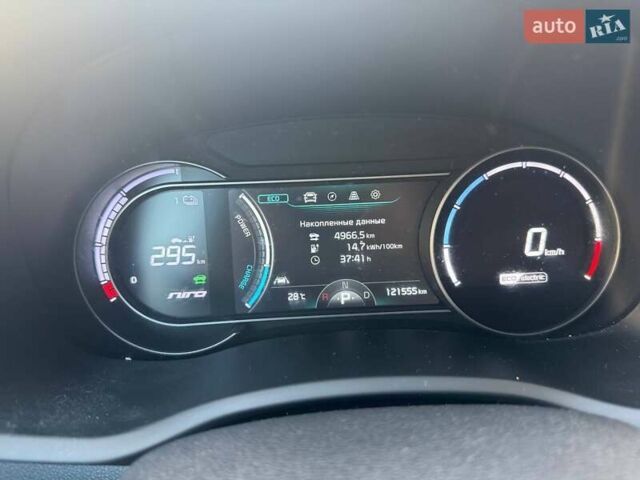 Сірий Кіа Niro, об'ємом двигуна 0 л та пробігом 121 тис. км за 17600 $, фото 1 на Automoto.ua