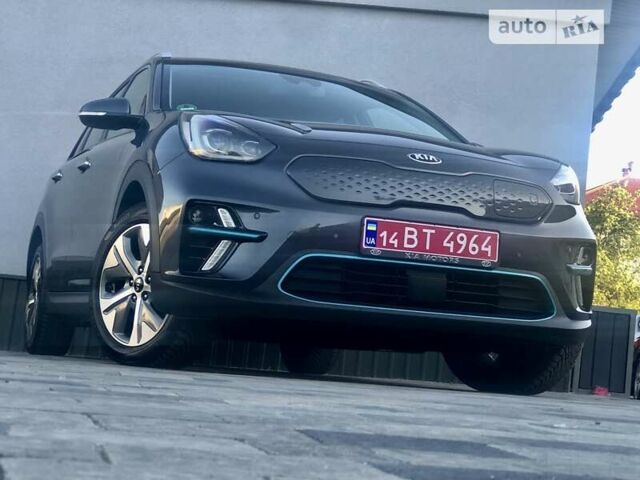 Сірий Кіа Niro, об'ємом двигуна 0 л та пробігом 125 тис. км за 18150 $, фото 24 на Automoto.ua