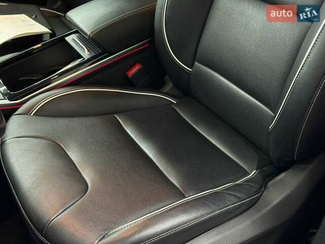 Серый Киа Niro, объемом двигателя 0 л и пробегом 153 тыс. км за 18558 $, фото 16 на Automoto.ua