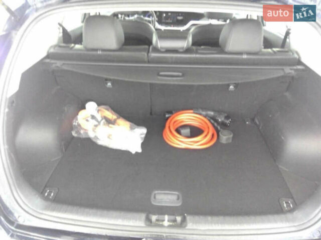 Серый Киа Niro, объемом двигателя 0 л и пробегом 108 тыс. км за 19900 $, фото 16 на Automoto.ua