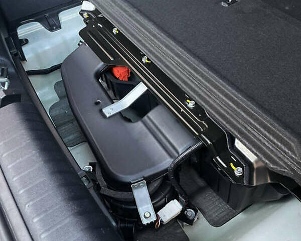 Серый Киа Niro, объемом двигателя 1.58 л и пробегом 67 тыс. км за 22600 $, фото 38 на Automoto.ua