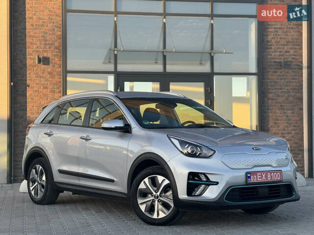 Серый Киа Niro, объемом двигателя 0 л и пробегом 139 тыс. км за 17699 $, фото 56 на Automoto.ua