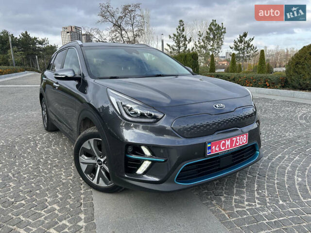 Сірий Кіа Niro, об'ємом двигуна 0 л та пробігом 113 тис. км за 19580 $, фото 1 на Automoto.ua
