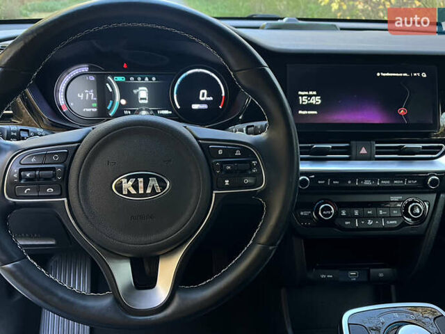 Сірий Кіа Niro, об'ємом двигуна 0 л та пробігом 114 тис. км за 19400 $, фото 24 на Automoto.ua