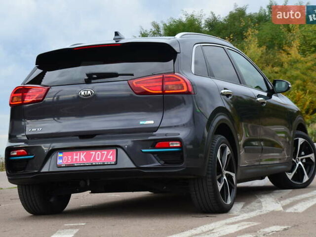 Серый Киа Niro, объемом двигателя 0 л и пробегом 77 тыс. км за 19950 $, фото 33 на Automoto.ua