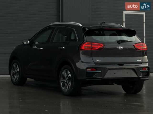 Серый Киа Niro, объемом двигателя 0 л и пробегом 164 тыс. км за 17550 $, фото 12 на Automoto.ua