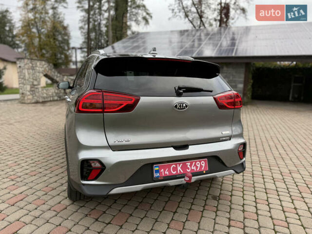 Киа Niro 2020 в Калуше на Automoto.ua Серый Киа Niro, объемом двигателя 1.58 л и пробегом 102 тыс. км за 19600 $, фото 18 на Automoto.ua
