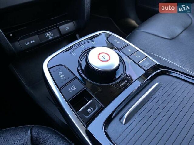 Киа Niro 2020 в Львове на Automoto.ua Серый Киа Niro, объемом двигателя 0 л и пробегом 107 тыс. км за 20950 $, фото 53 на Automoto.ua