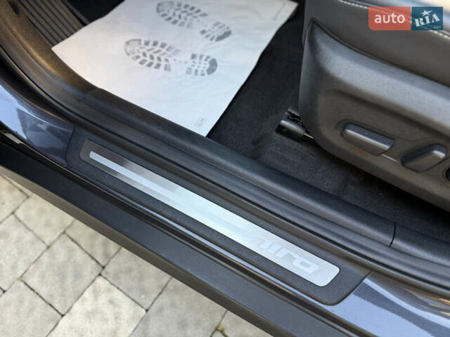 Серый Киа Niro, объемом двигателя 0 л и пробегом 145 тыс. км за 18800 $, фото 93 на Automoto.ua