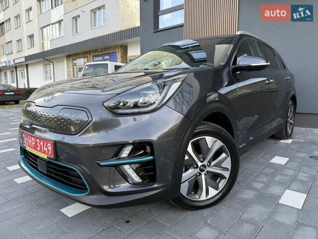Киа Niro 2020 в Трускавце на Automoto.ua Серый Киа Niro, объемом двигателя 0 л и пробегом 70 тыс. км за 19250 $, фото 16 на Automoto.ua
