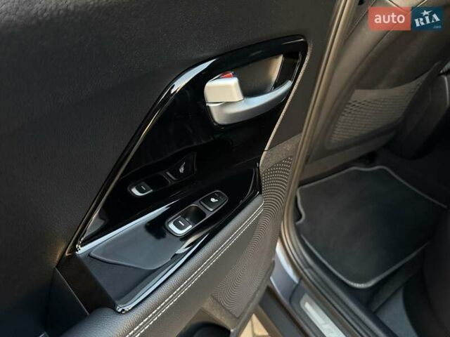 Сірий Кіа Niro, об'ємом двигуна 0 л та пробігом 118 тис. км за 20499 $, фото 66 на Automoto.ua