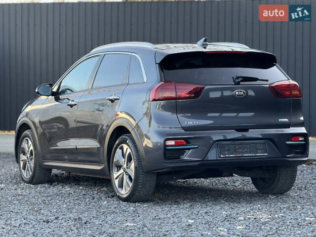 Сірий Кіа Niro, об'ємом двигуна 0 л та пробігом 102 тис. км за 18900 $, фото 13 на Automoto.ua