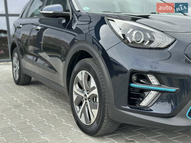 Серый Киа Niro, объемом двигателя 0 л и пробегом 128 тыс. км за 19400 $, фото 21 на Automoto.ua