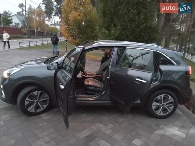Киа Niro 2020 в Ирпене на Automoto.ua Серый Киа Niro, объемом двигателя 0 л и пробегом 99 тыс. км за 20490 $, фото 25 на Automoto.ua
