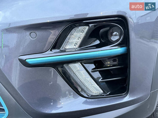 Серый Киа Niro, объемом двигателя 0 л и пробегом 165 тыс. км за 18000 $, фото 18 на Automoto.ua