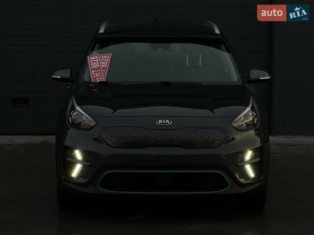 Серый Киа Niro, объемом двигателя 0 л и пробегом 164 тыс. км за 17550 $, фото 2 на Automoto.ua