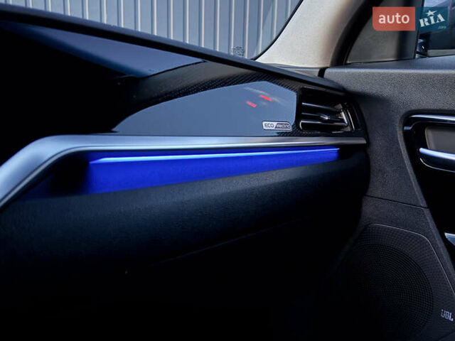 Серый Киа Niro, объемом двигателя 0 л и пробегом 112 тыс. км за 20300 $, фото 33 на Automoto.ua