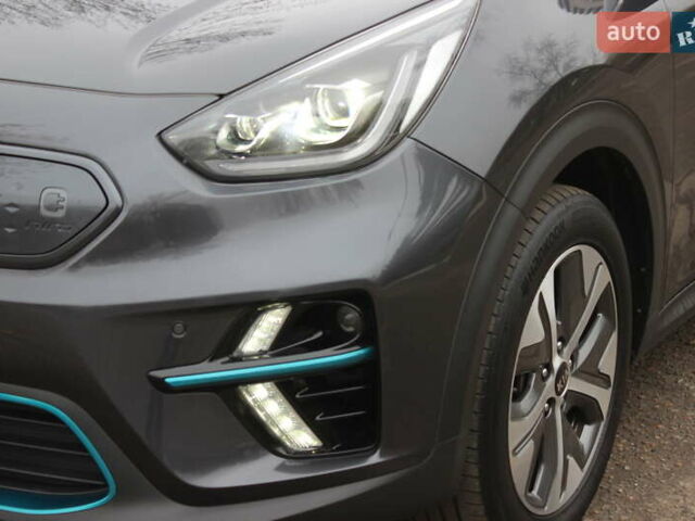 Сірий Кіа Niro, об'ємом двигуна 0 л та пробігом 74 тис. км за 19990 $, фото 14 на Automoto.ua