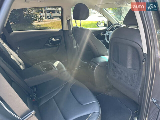 Сірий Кіа Niro, об'ємом двигуна 0 л та пробігом 143 тис. км за 17900 $, фото 36 на Automoto.ua