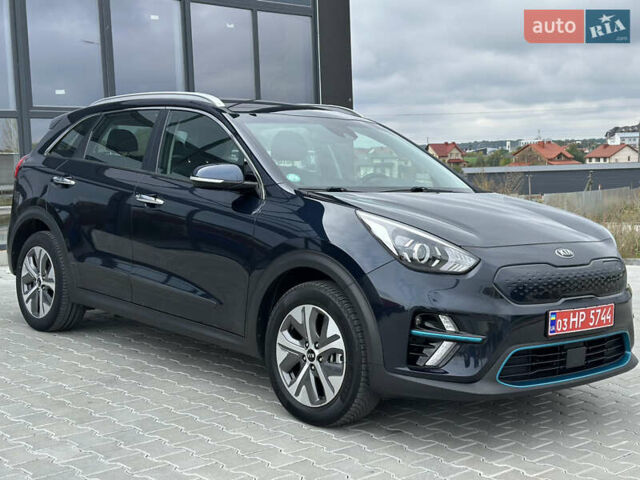 Серый Киа Niro, объемом двигателя 0 л и пробегом 128 тыс. км за 19400 $, фото 4 на Automoto.ua