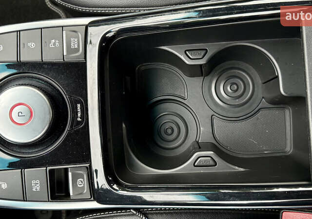 Киа Niro 2020 в Самборе на Automoto.ua Серый Киа Niro, объемом двигателя 0 л и пробегом 59 тыс. км за 20700 $, фото 23 на Automoto.ua