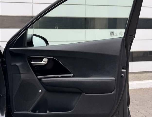 Серый Киа Niro, объемом двигателя 0 л и пробегом 147 тыс. км за 18800 $, фото 30 на Automoto.ua