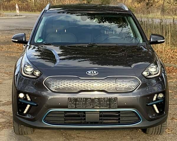 Сірий Кіа Niro, об'ємом двигуна 0 л та пробігом 128 тис. км за 18950 $, фото 1 на Automoto.ua