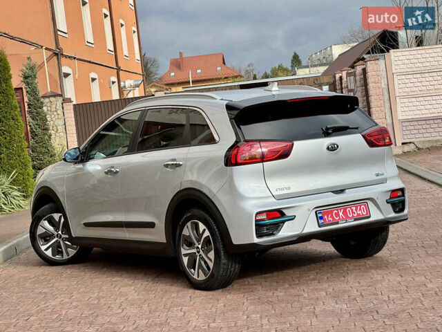 Серый Киа Niro, объемом двигателя 0 л и пробегом 118 тыс. км за 19350 $, фото 23 на Automoto.ua