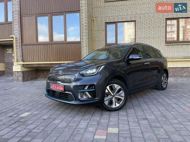 Серый Киа Niro, объемом двигателя 0 л и пробегом 125 тыс. км за 19250 $, фото 18 на Automoto.ua