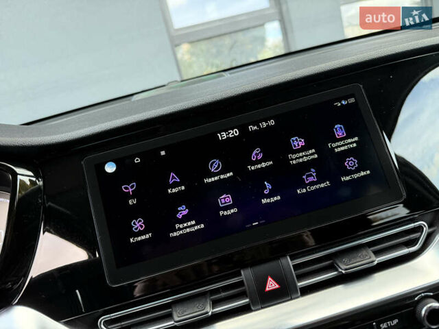 Сірий Кіа Niro, об'ємом двигуна 0 л та пробігом 70 тис. км за 19999 $, фото 73 на Automoto.ua