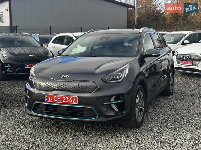 Серый Киа Niro, объемом двигателя 0 л и пробегом 112 тыс. км за 20800 $, фото 4 на Automoto.ua