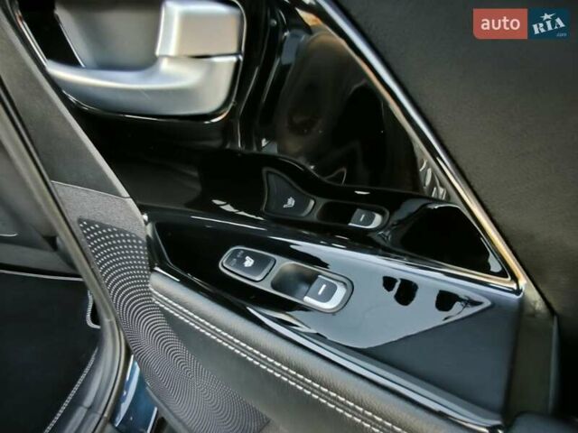 Сірий Кіа Niro, об'ємом двигуна 0 л та пробігом 96 тис. км за 16900 $, фото 9 на Automoto.ua