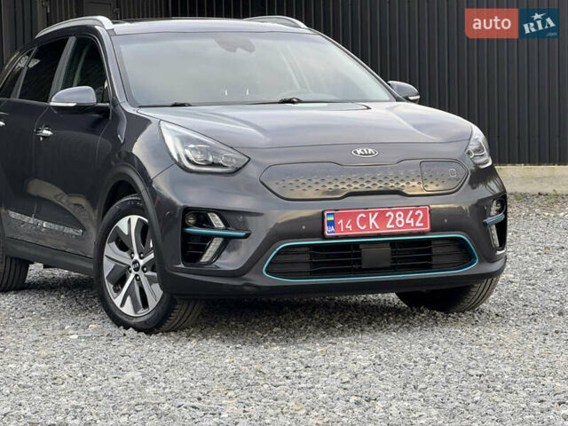 Киа Niro 2020 в Дрогобыче на Automoto.ua Серый Киа Niro, объемом двигателя 0 л и пробегом 140 тыс. км за 19299 $, фото 5 на Automoto.ua