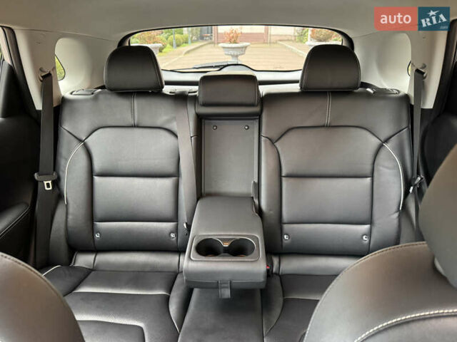 Серый Киа Niro, объемом двигателя 0 л и пробегом 118 тыс. км за 19350 $, фото 128 на Automoto.ua