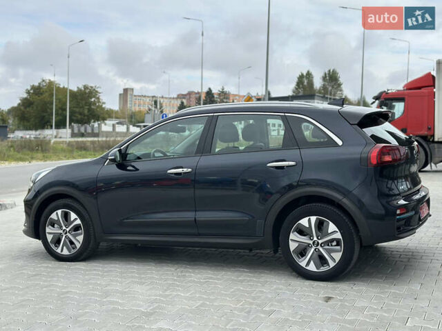 Серый Киа Niro, объемом двигателя 0 л и пробегом 128 тыс. км за 19400 $, фото 13 на Automoto.ua