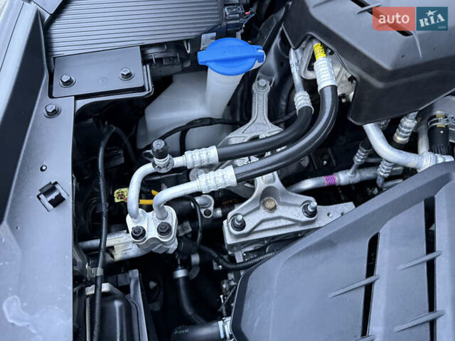 Серый Киа Niro, объемом двигателя 0 л и пробегом 165 тыс. км за 18000 $, фото 41 на Automoto.ua