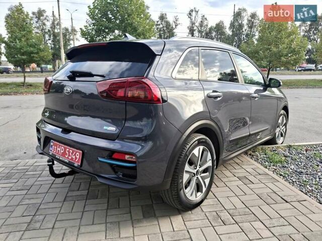 Сірий Кіа Niro, об'ємом двигуна 0 л та пробігом 126 тис. км за 20900 $, фото 8 на Automoto.ua